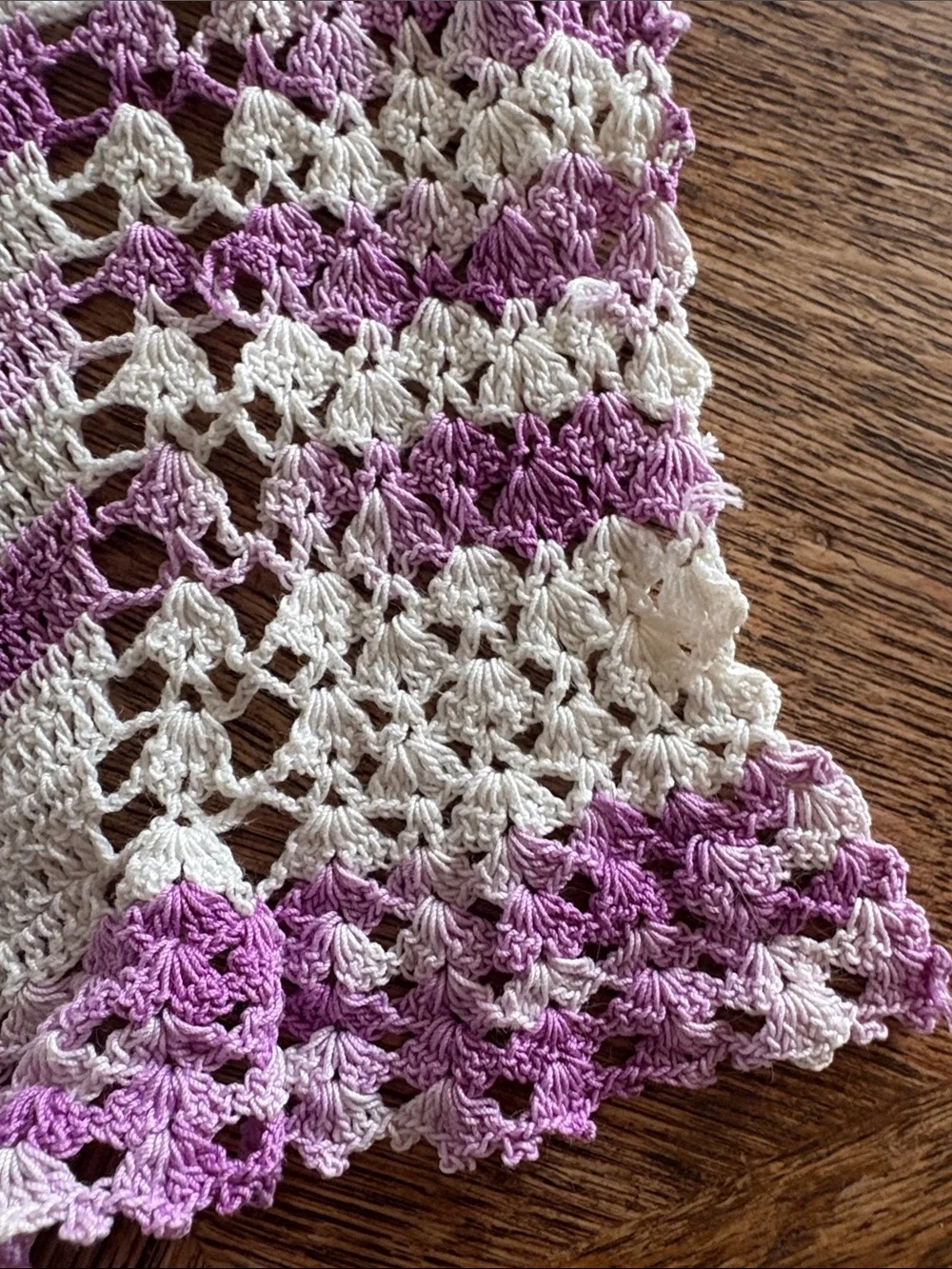 VTG Handmade Crochet apron in Cream & Lavender